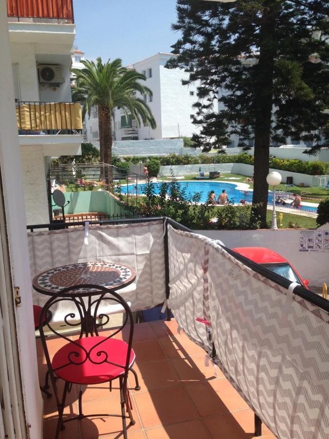 Chez Alison! Central Nerja Apt Exterior photo