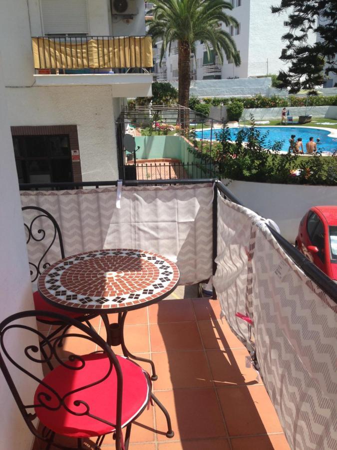 Chez Alison! Central Nerja Apt Exterior photo