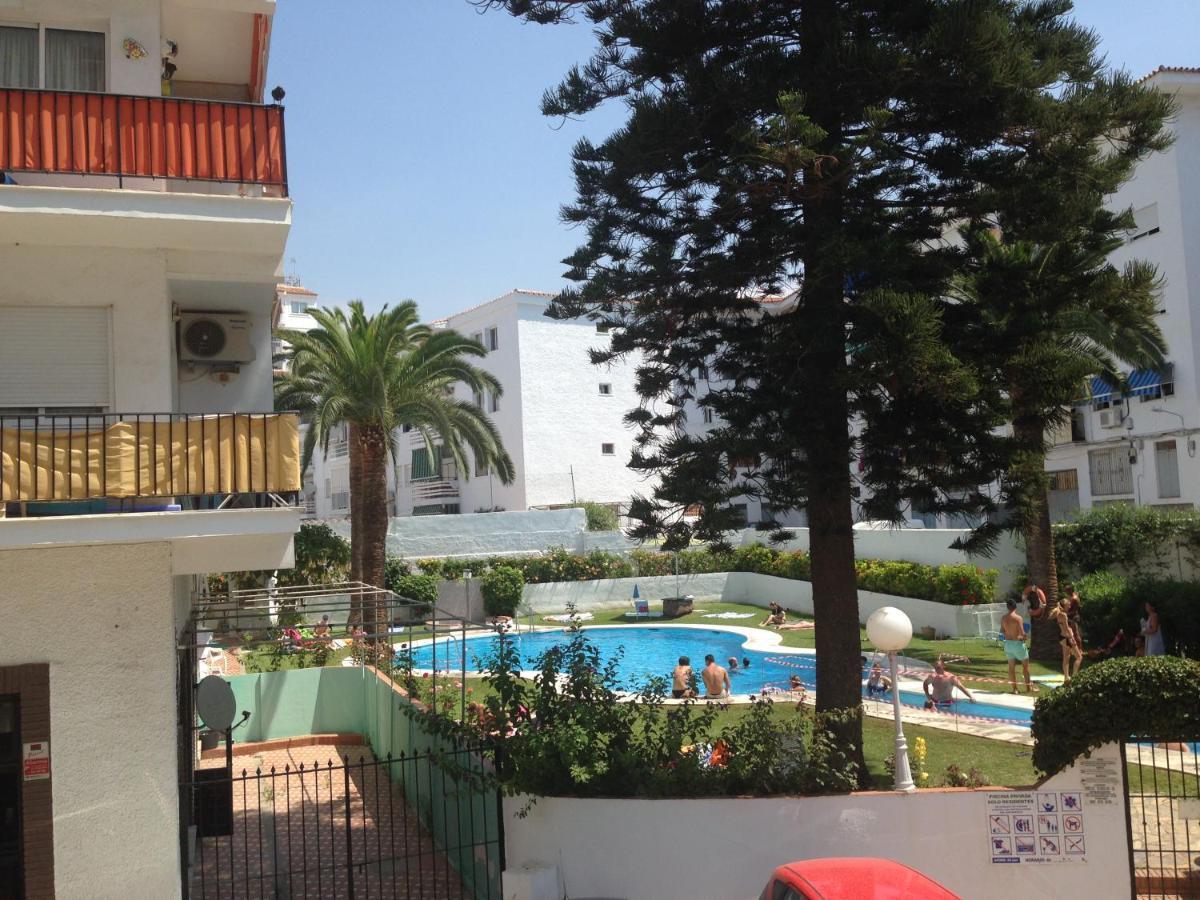 Chez Alison! Central Nerja Apt Exterior photo