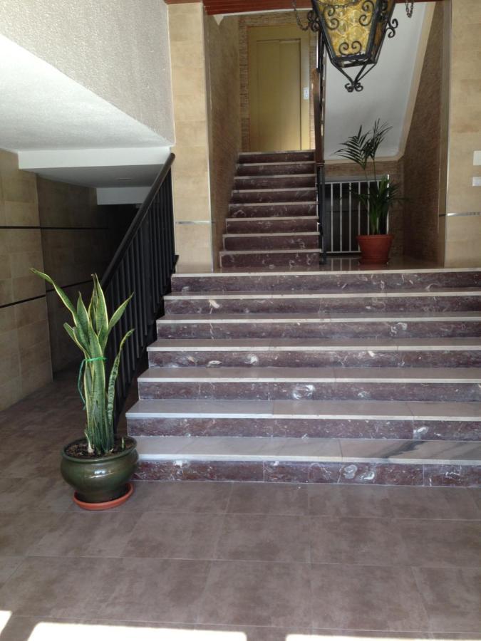 Chez Alison! Central Nerja Apt Exterior photo