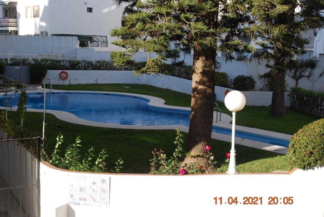 Chez Alison! Central Nerja Apt Exterior photo
